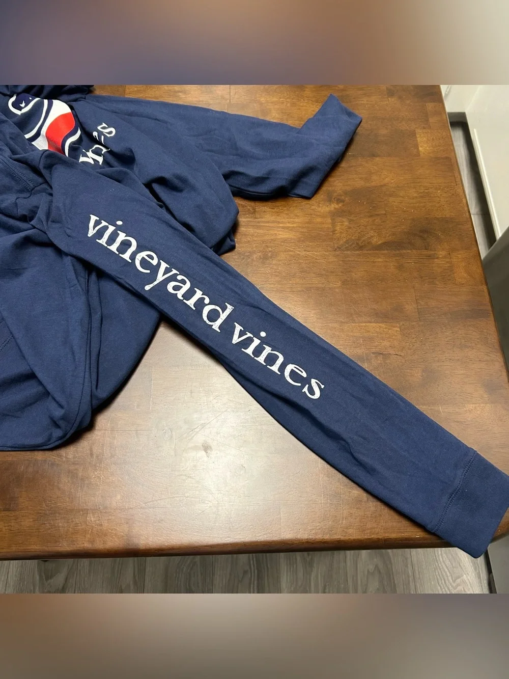 NWT Vineyard Vines Americana Whale Long Sleeve Shirt Hoodie in Navy Size Medium